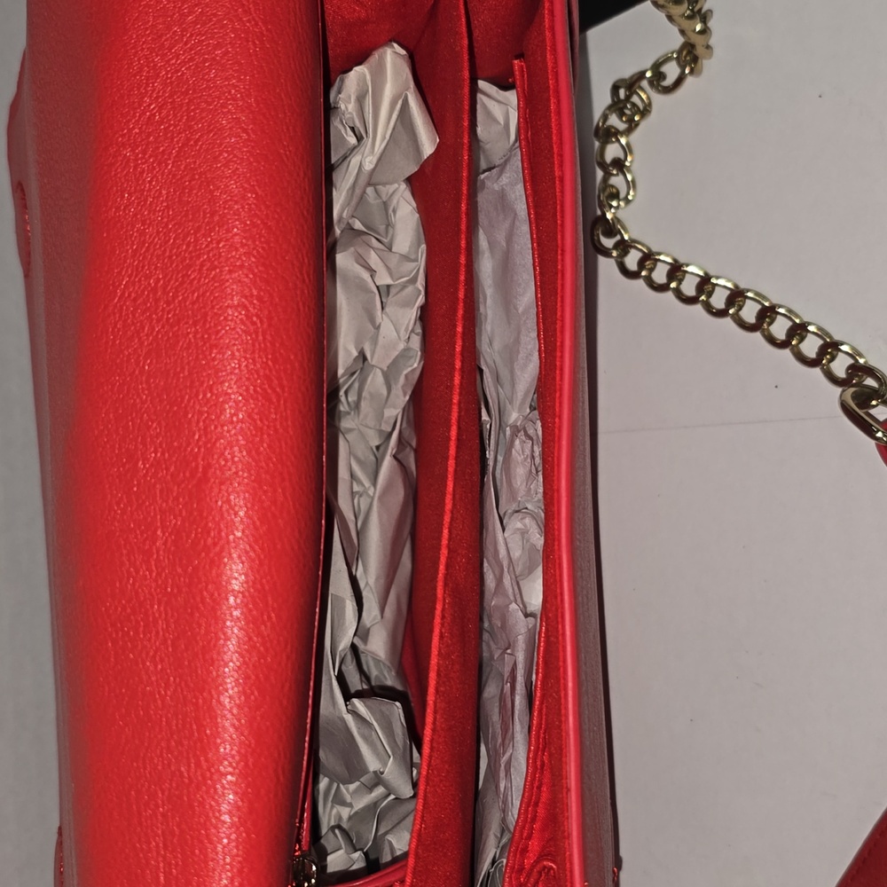 BCBG Paris Red Shoulder Purse Gold Chain Magnetic Closure Double Compartment NWT - Picture 7 of 16